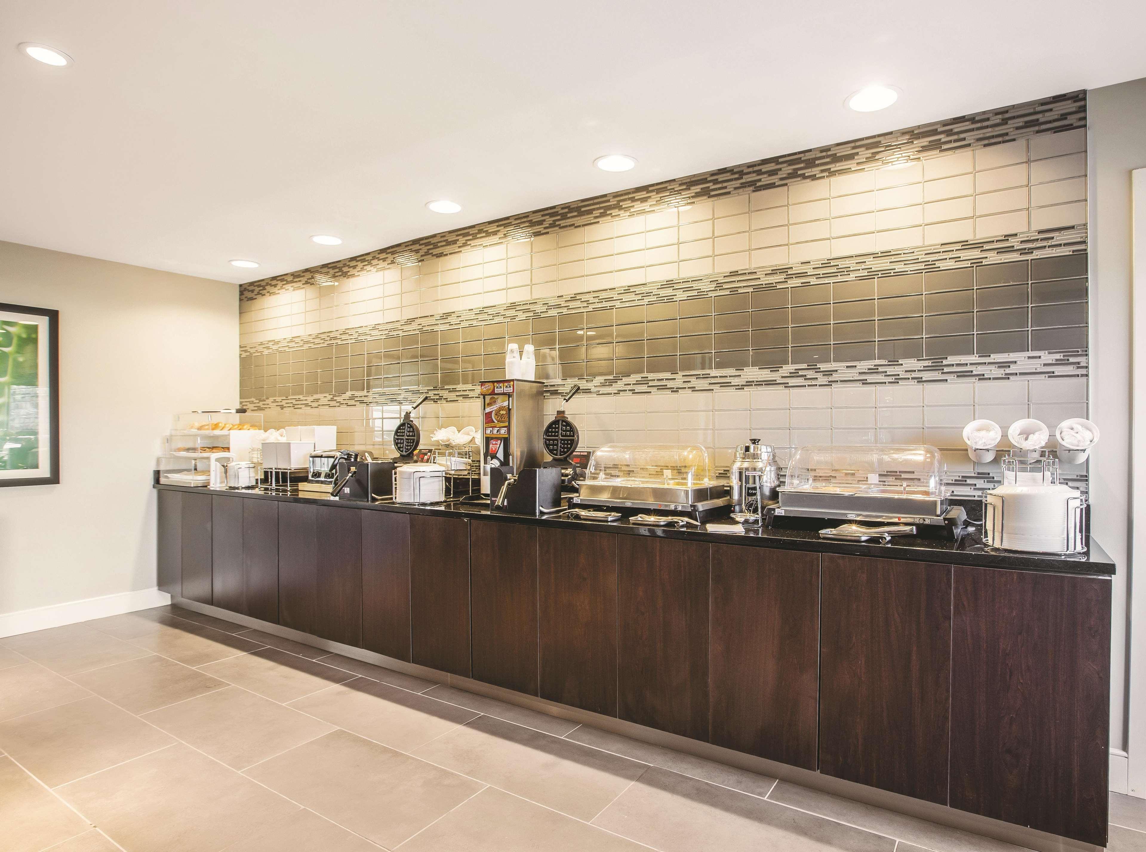 Hotel La Quinta By Wyndham Atlanta Midtown - Buckhead Exterior foto