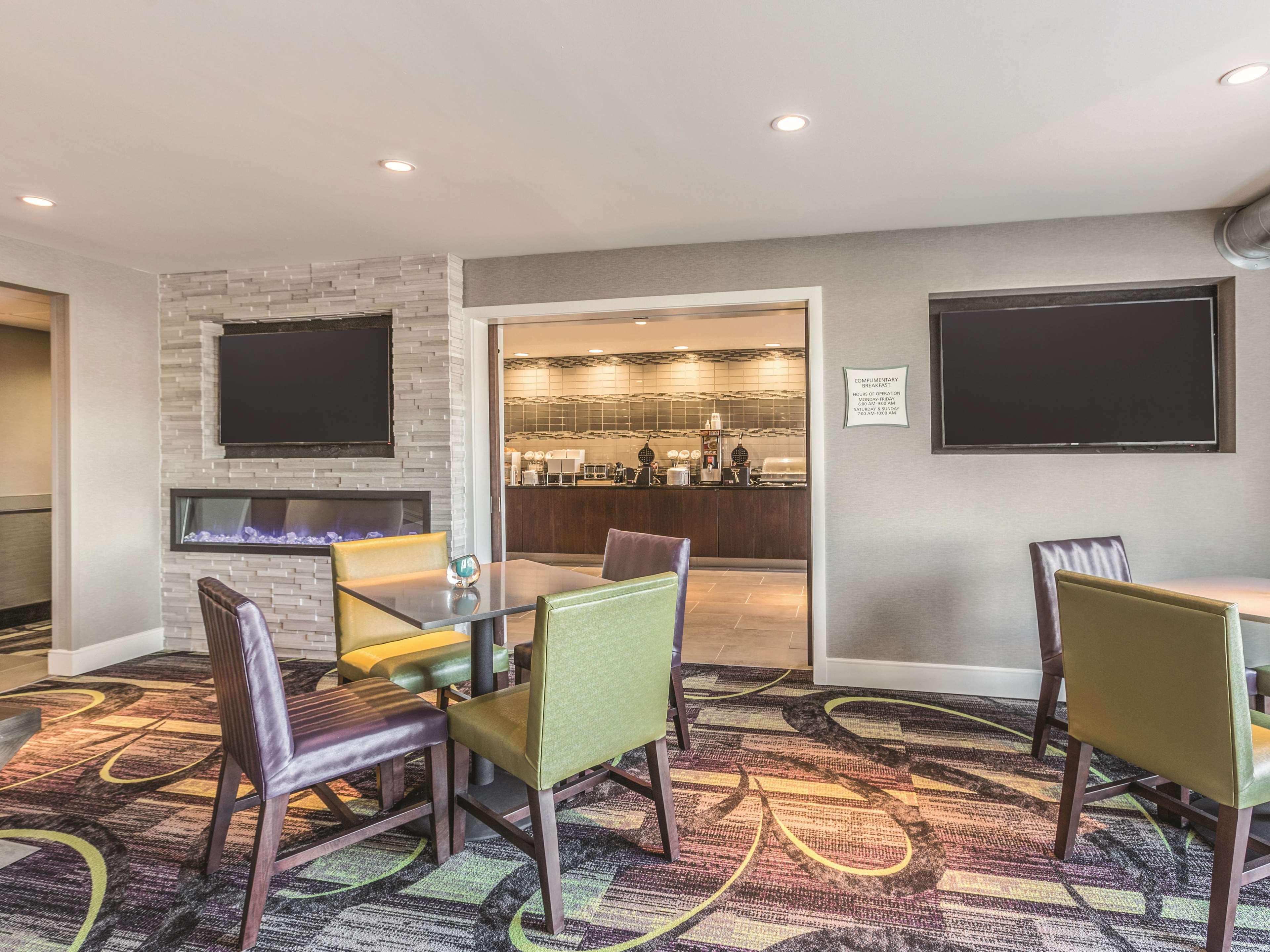 Hotel La Quinta By Wyndham Atlanta Midtown - Buckhead Exterior foto